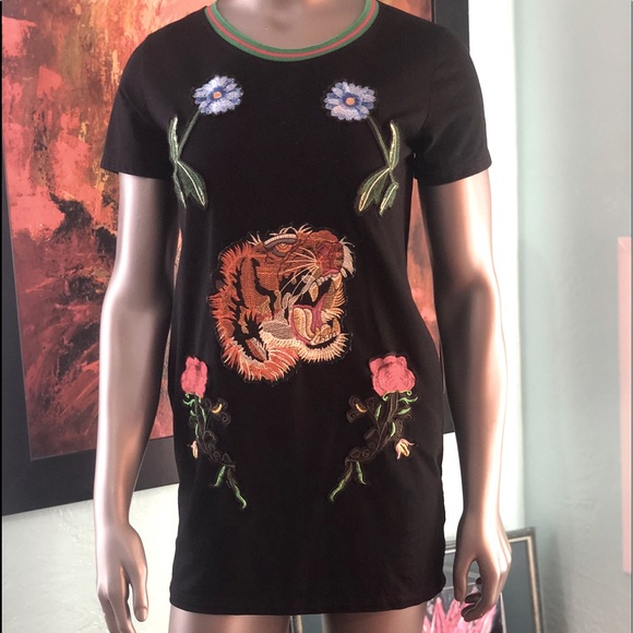 YATIVI chic tunic dress with unique embroidered detail. Size S - Picture 1 of 13